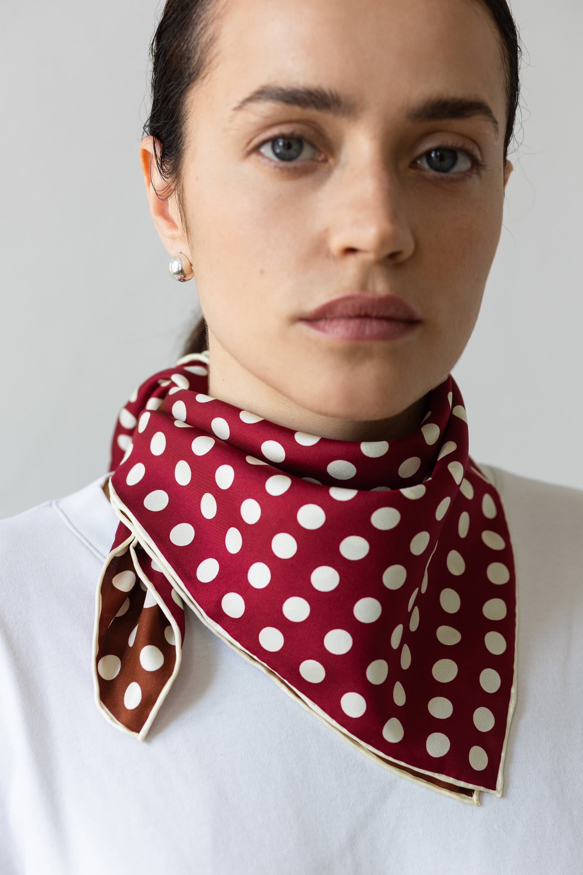 Jedwabna apaszka 53 cm Polka Dot burgundy / brown