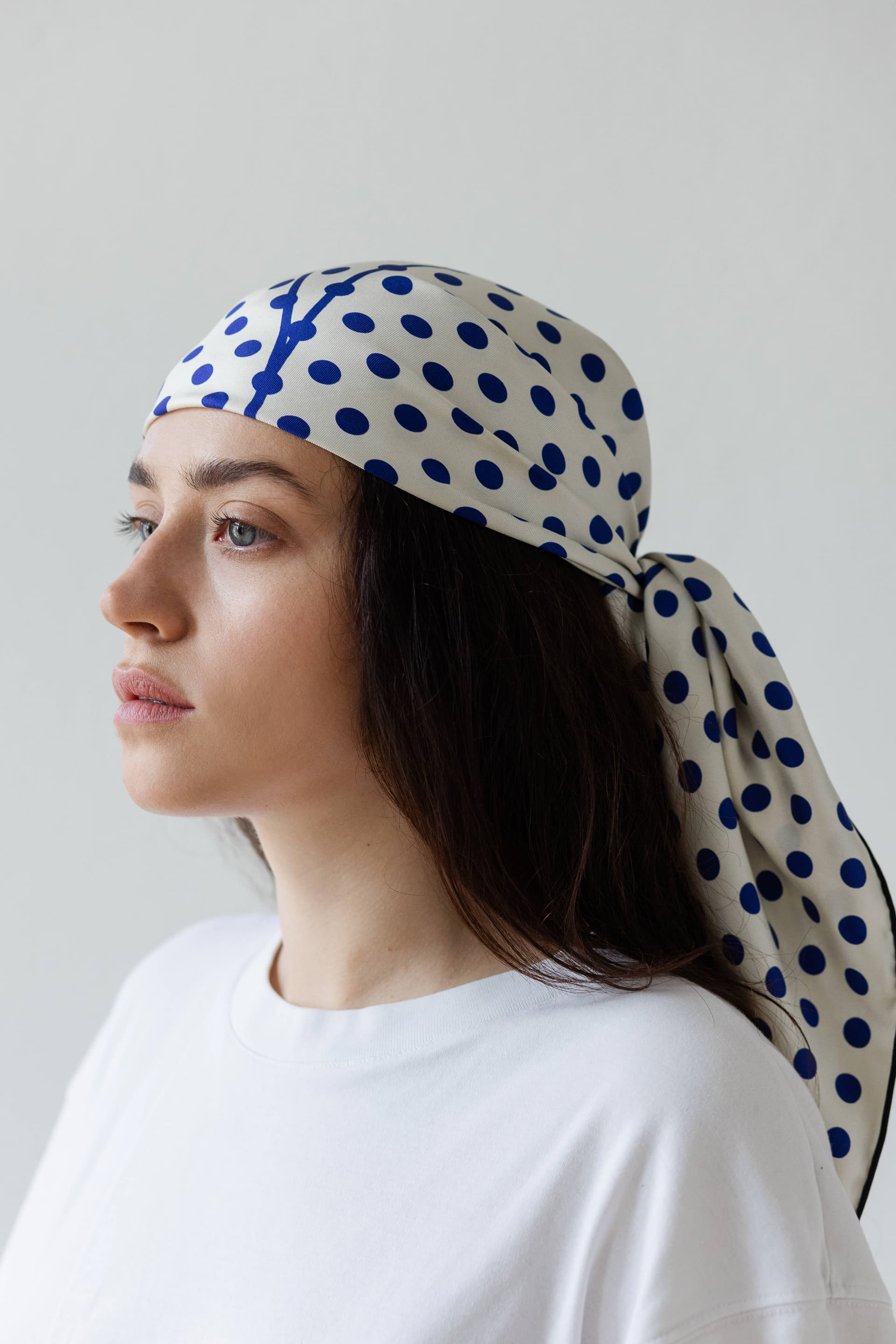 Jedwabna apaszka 90 cm Polka Dot beige / cream
