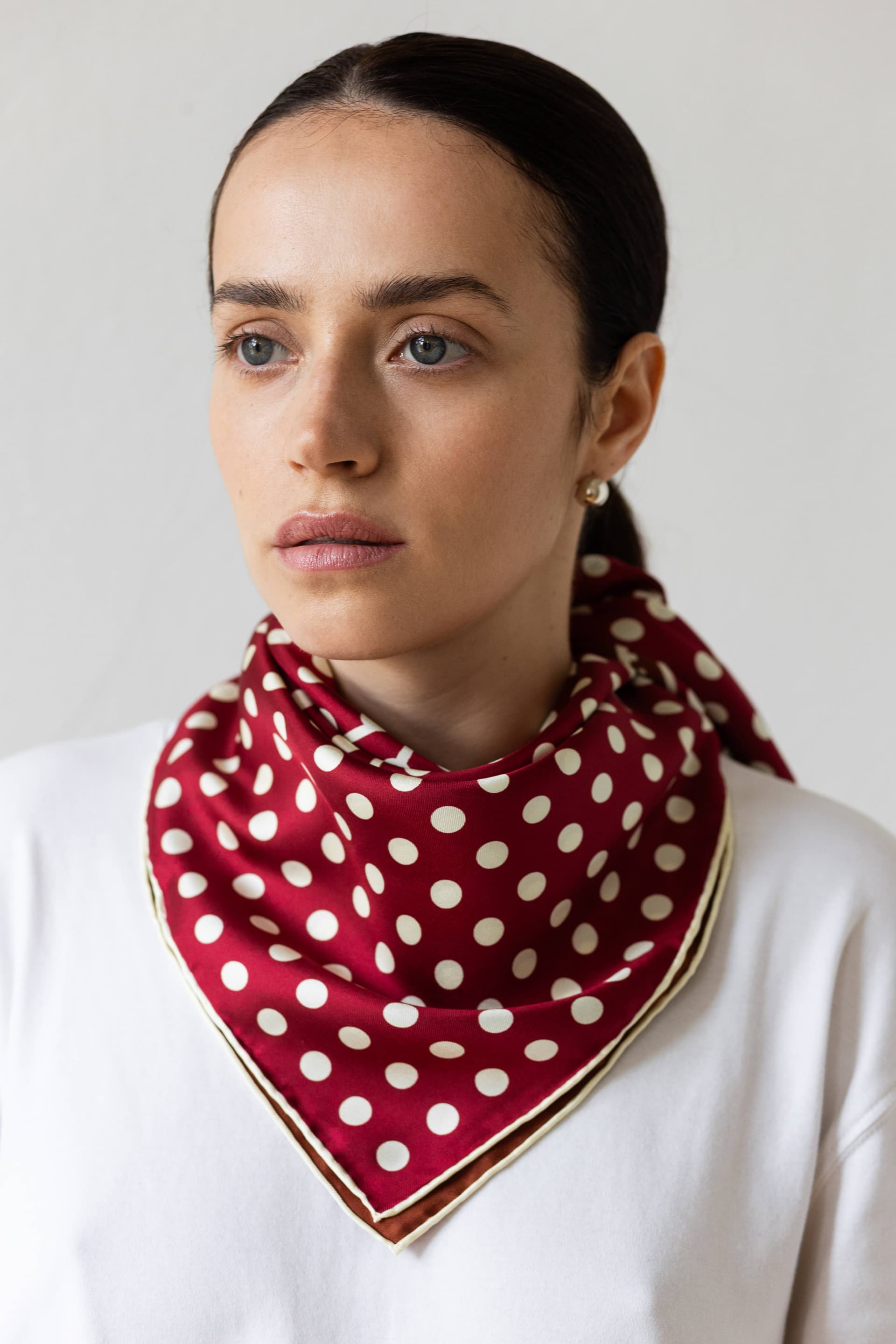 Jedwabna apaszka 90 cm Polka Dot burgundy / brown