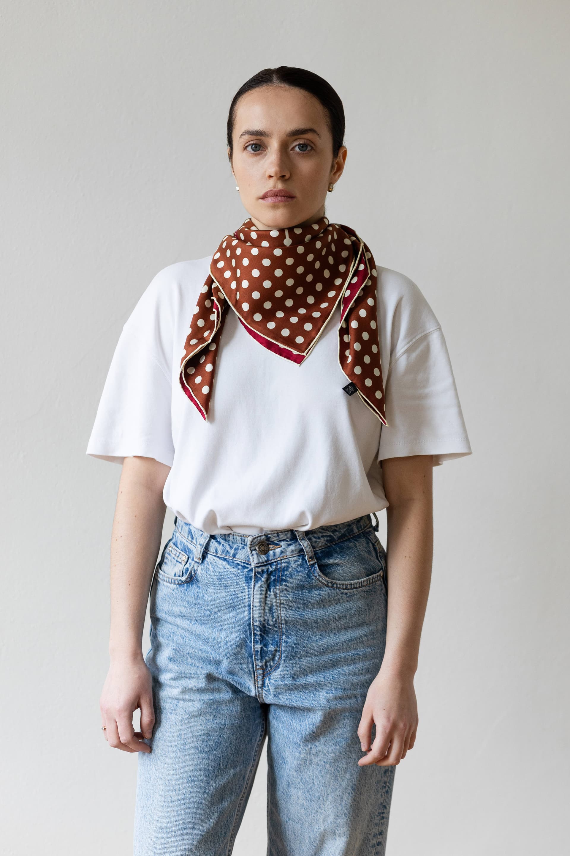 Jedwabna apaszka 90 cm Polka Dot burgundy / brown