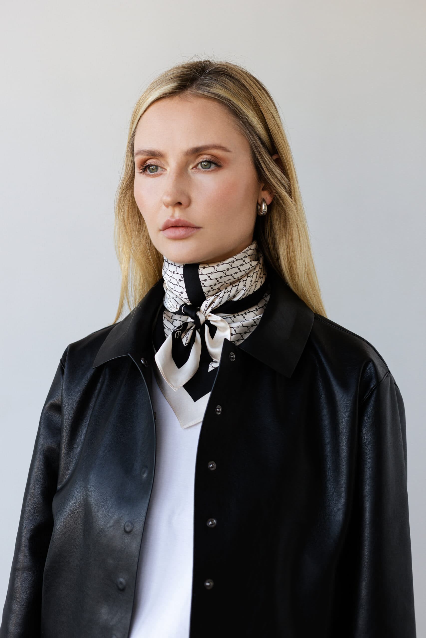 Jedwabna apaszka 65 cm | Sine Silk CLASSIC CREAM
