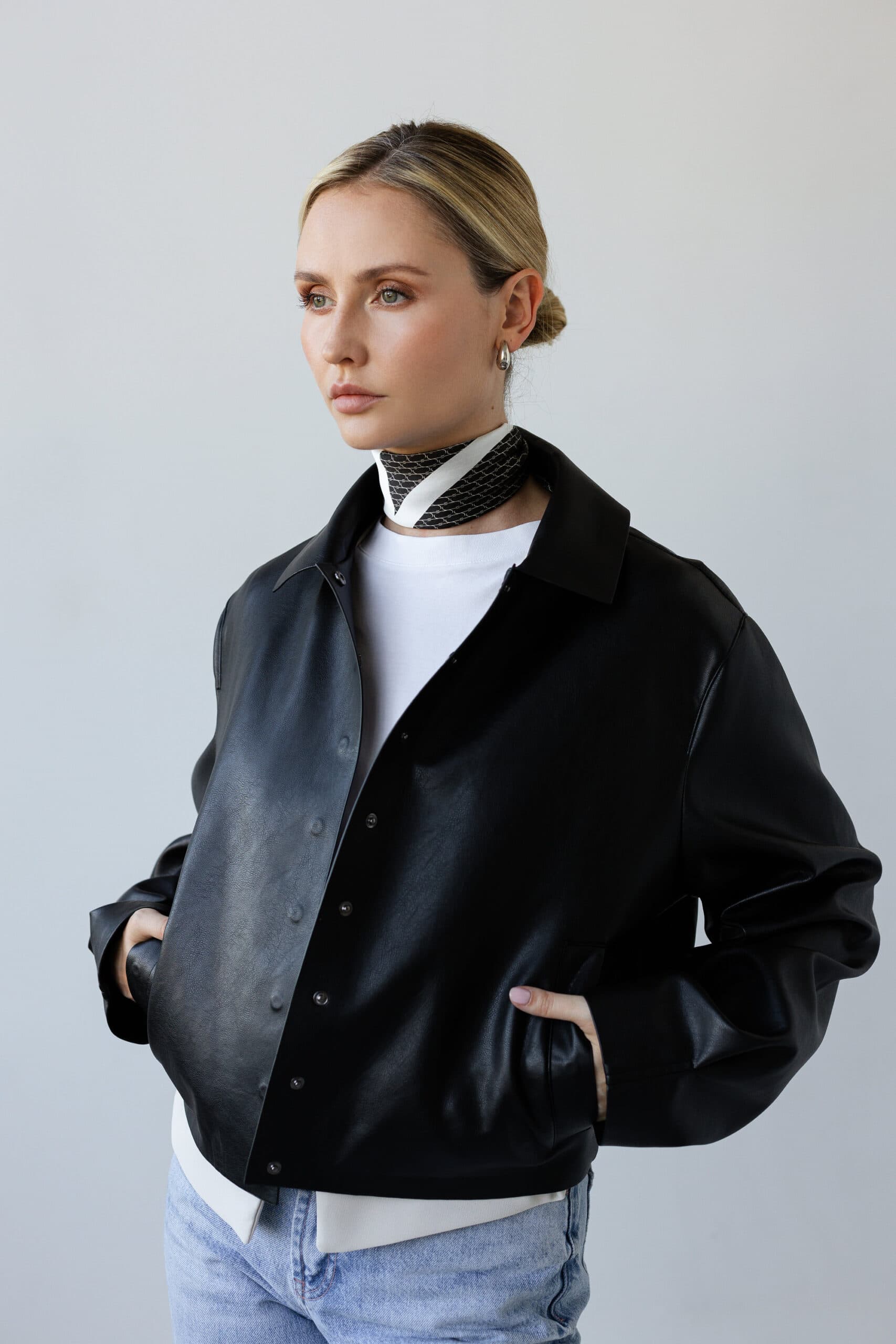 Jedwabna apaszka 53 cm | Sine Silk CLASSIC BLACK