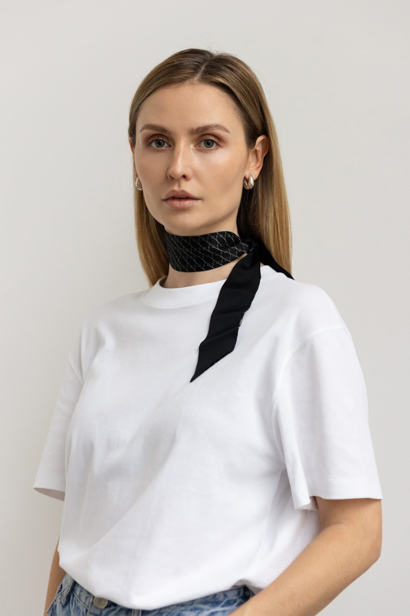 Jedwabny szaliczek 120 cm Sine Silk | BLACK